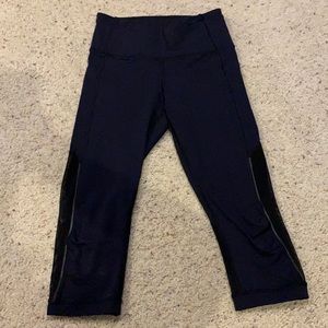 Dark blue lululemon capris